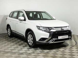2019 Mitsubishi Outlander III Рестайлинг 3, белый, 1869700 рублей, вид 3