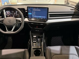 2025 Volkswagen Lamando L II Рестайлинг, чёрный, 4090000 рублей, вид 5