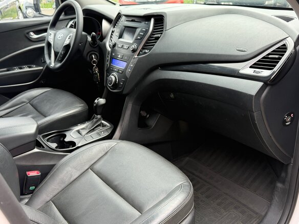 2014 Hyundai Santa Fe III, белый, 1720000 рублей - вид 9