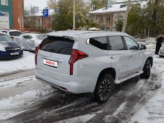 2021 Mitsubishi Montero Sport III Рестайлинг, белый, 4050000 рублей, вид 5