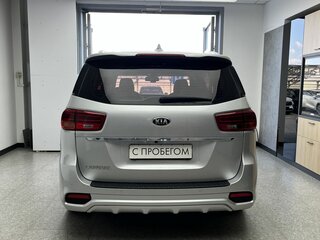 2018 Kia Carnival III, серый, 2220000 рублей, вид 5