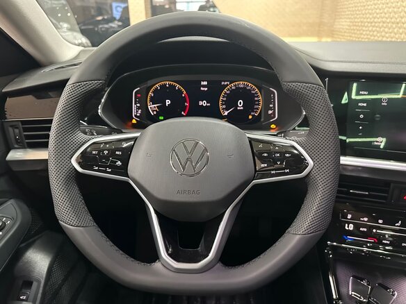 2025 Volkswagen Passat (North America and China) II (China Market) Рестайлинг, чёрный, 3684000 рублей - вид 4