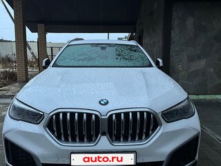 2022 BMW X6 40d III (G06), белый, 8000000 рублей, вид 3