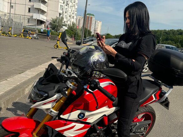 2023 BMW G 310 R, красный, 549000 рублей - вид 8