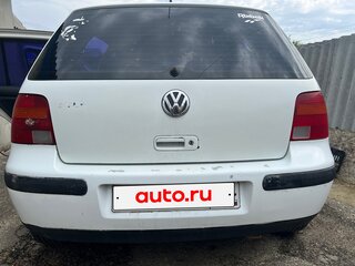 2002 Volkswagen Golf IV, белый, 225000 рублей, вид 4