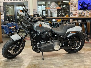 2024 Harley-Davidson Fat Bob, серый, 2950000 рублей, вид 1