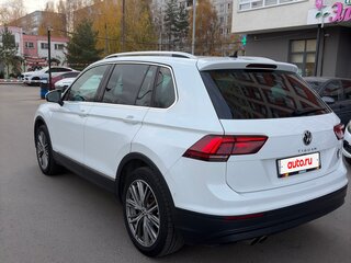 2018 Volkswagen Tiguan II, белый, 1960000 рублей, вид 3
