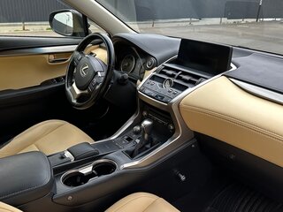 2017 Lexus NX 300 I Рестайлинг, чёрный, 3090000 рублей, вид 5