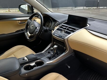 2017 Lexus NX 300 I Рестайлинг, чёрный, 3150000 рублей, вид 5
