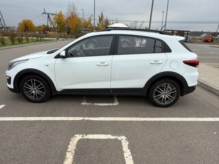2018 Kia Rio X-Line IV, белый, 1275000 рублей, вид 3