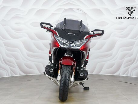 2021 Honda GL 1800 Gold Wing, красный, 2327000 рублей, вид 4