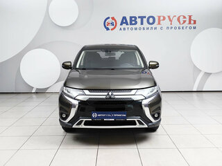 2020 Mitsubishi Outlander III Рестайлинг 3, коричневый, 2099000 рублей, вид 3