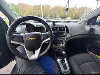 2013 Chevrolet Aveo II, серый, 605000 рублей, вид 3