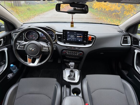 2020 Kia Ceed III, серый, 1725000 рублей - вид 9