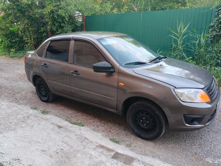 2015 Lada (ВАЗ) Granta I, коричневый, 340000 рублей, вид 2