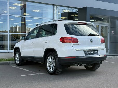 2011 Volkswagen Tiguan I Рестайлинг, белый, 1220000 рублей, вид 4