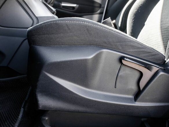 2011 Ford C-MAX II, белый, 670000 рублей - вид 22