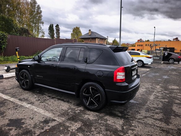 2008 Jeep Compass I, чёрный, 578000 рублей - вид 3