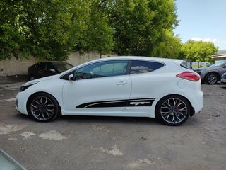 2015 Kia Ceed GT I Рестайлинг, белый, 877000 рублей, вид 2