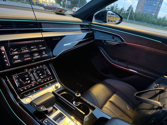 2019 Audi A8 Long 55 TFSI IV (D5), синий, 5250000 рублей - вид 30