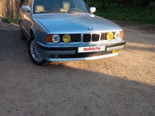 1992 BMW 5 серии 525i III (E34), голубой, 400000 рублей, вид 4