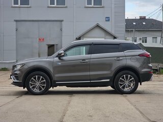2024 Geely Atlas Pro, серый, 2250000 рублей, вид 2