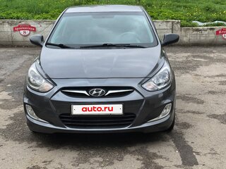 2013 Hyundai Solaris I, серый, 799000 рублей, вид 2