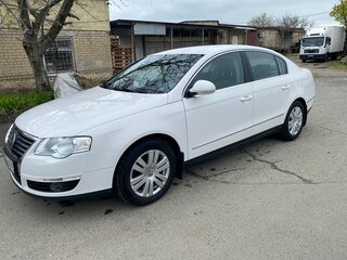 2010 Volkswagen Passat B6, белый, 1500000 рублей, вид 1