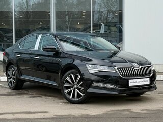2026 Skoda Superb III Рестайлинг, чёрный, 3300000 рублей, вид 4