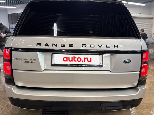 2019 Land Rover Range Rover IV Рестайлинг, бежевый, 10002000 рублей - вид 4