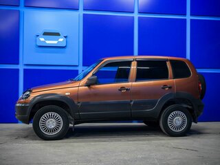 2019 Chevrolet Niva I Рестайлинг, золотистый, 825000 рублей, вид 3