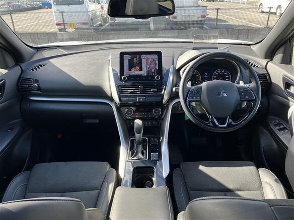 2023 Mitsubishi Eclipse Cross I Рестайлинг, белый, 1827000 рублей - вид 12