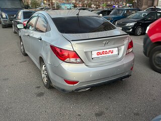 2011 Hyundai Solaris I, серебристый, 450000 рублей, вид 3