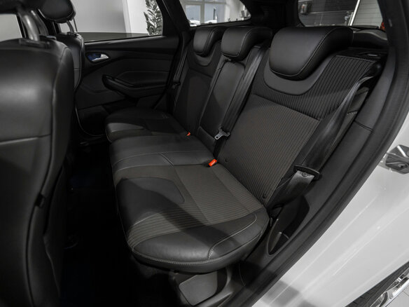 2014 Ford Focus III, белый, 1075000 рублей - вид 11
