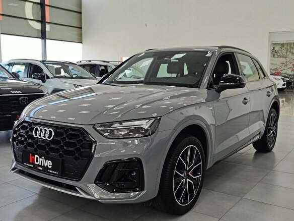 2025 Audi Q5 L 45 TFSI II (FY) Рестайлинг, серый, 5949000 рублей