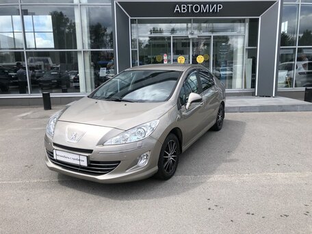 Peugeot 408 I