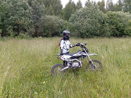 2023 Regulmoto Five 125, серебристый, 70000 рублей, вид 4