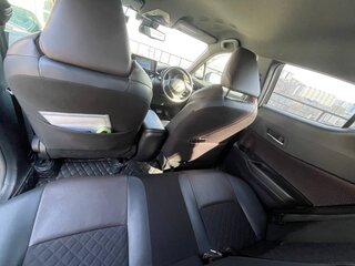 2017 Toyota C-HR I, серебристый, 1450000 рублей, вид 5