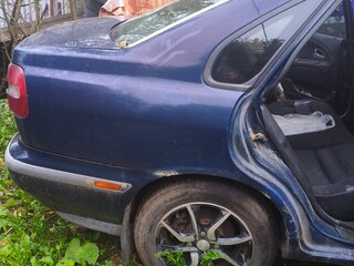 2000 Volvo S40 I Рестайлинг, синий, 350000 рублей, вид 4