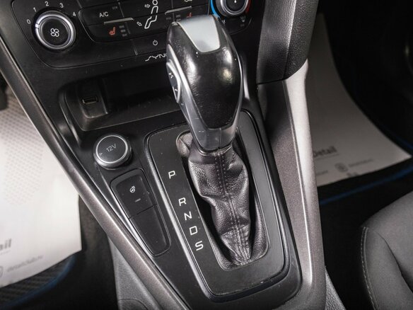 2018 Ford Focus III Рестайлинг, белый, 1029000 рублей - вид 13