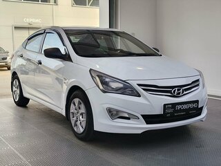 2015 Hyundai Solaris I Рестайлинг, белый, 960000 рублей, вид 3