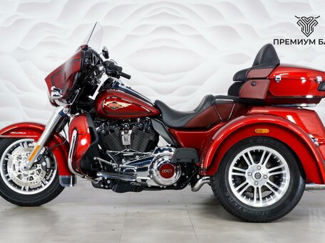 2024 Harley-Davidson Tri Glide, красный, 5499000 рублей, вид 2