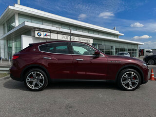 2016 Maserati Levante Diesel I, красный, 3709000 рублей, вид 4