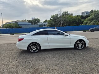 2015 Mercedes-Benz E-Класс 200 IV (W212, S212, C207) Рестайлинг, белый, 2500000 рублей, вид 5