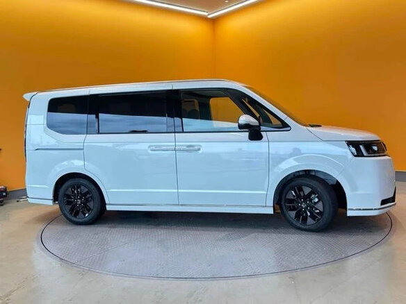 2026 Honda Stepwgn Spada VI, белый, 1900000 рублей - вид 2