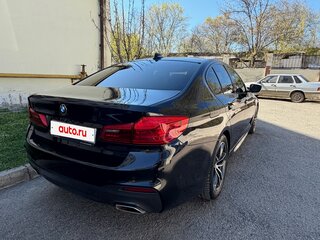 2019 BMW 5 серии 530d xDrive VII (G30/G31/G38), чёрный, 4250000 рублей, вид 3