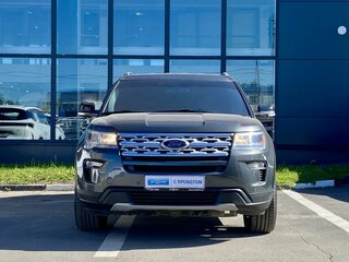 2018 Ford Explorer V Рестайлинг 2, серый, 2749000 рублей, вид 2
