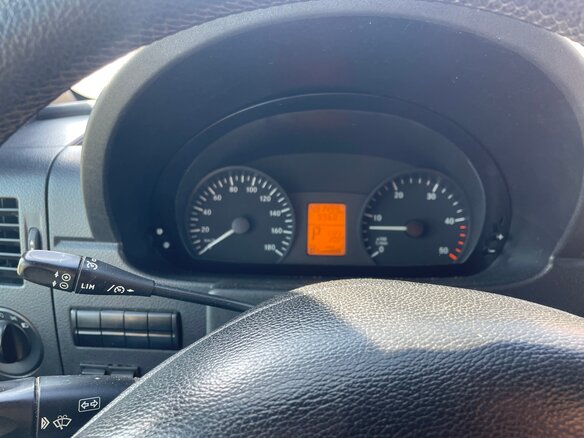 2008 Mercedes-Benz Sprinter, бежевый, 2500000 рублей - вид 1