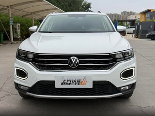 2022 Volkswagen T-Roc I Рестайлинг, белый, 1700500 рублей, вид 2
