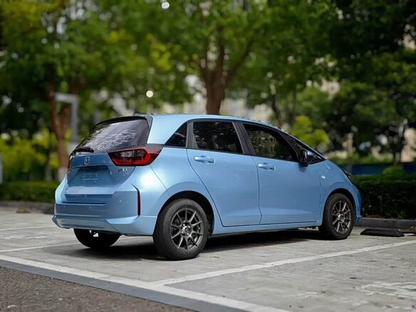 2022 Honda Fit IV Рестайлинг, синий - вид 6